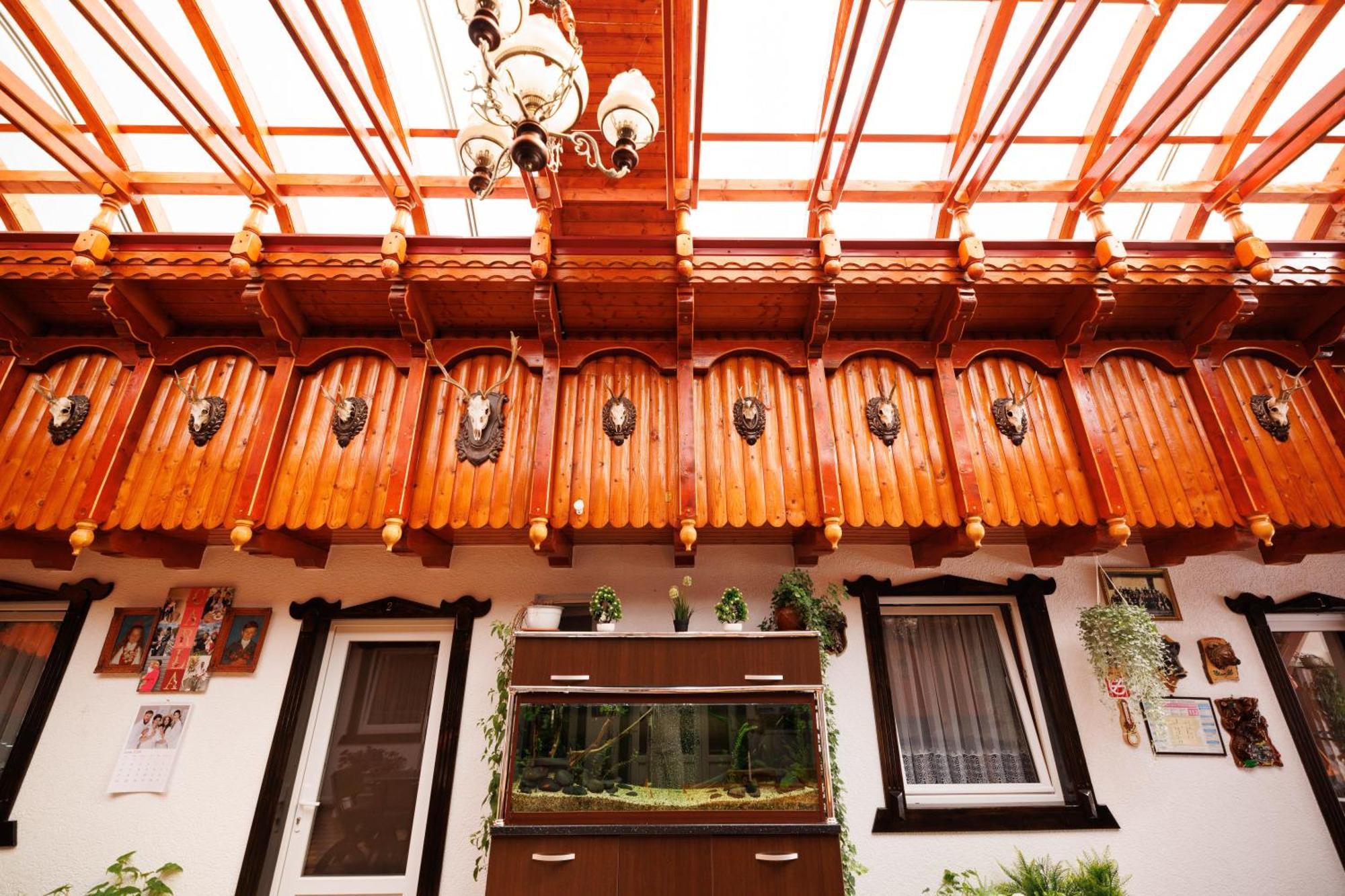 Vila Adr Petresti Exterior foto